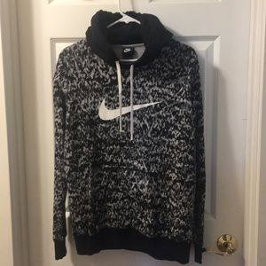 Nike sweatshirt